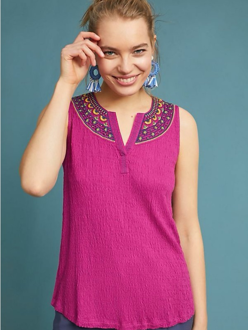 Anthropologie Akemi + Kin Embroidered Boho‎ Sleeveless Top Pink M